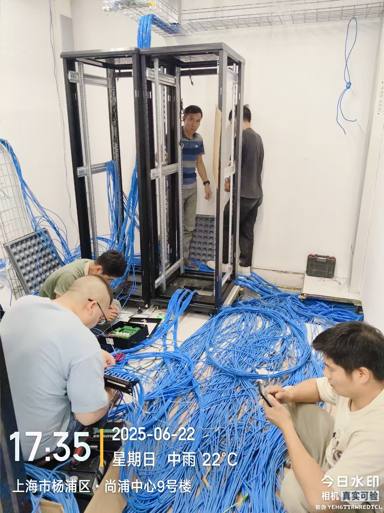 上海尚浦中心弱电施工