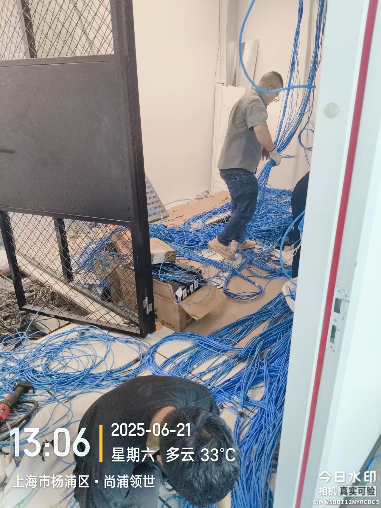 上海尚浦中心弱电施工